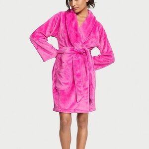 VS Pink Barbiecore Plush Robe 💖 Hot Pink Cozy Fleece Spa Wrap